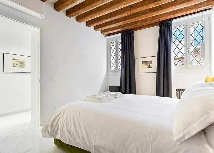 Dimora San Lorenzo Luxury Apartment