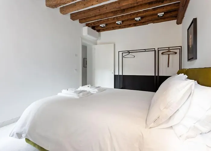 Dimora San Lorenzo Luxury Apartment